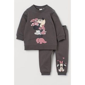 🍼Minnie Mouse Sweatsuit